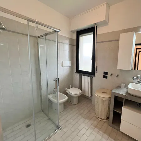 7 Trilocale Con Due Bagni *